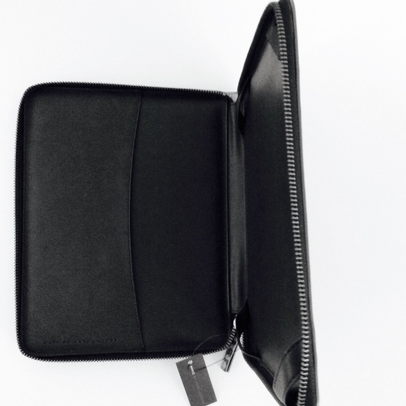 Marc Jacobs Tech Ipad Case.Gunmetal.NWT - Picture 5 of 7